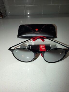 FERRARI X Ray-Ban Black and Red Sunglasses with Case - never used - unisex